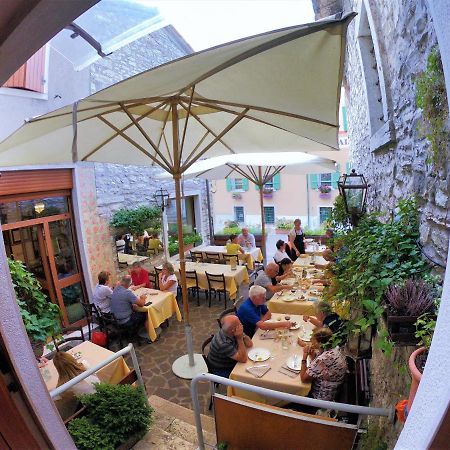 Albergo Speranza Spiazzi Di Monte Baldo Spiazzi Di Caprino エクステリア 写真