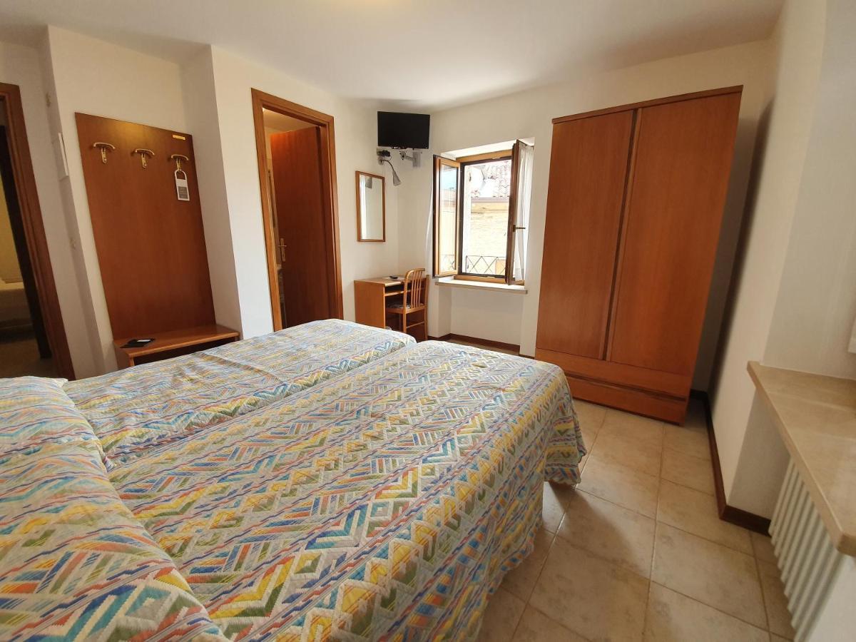 Albergo Speranza Spiazzi Di Monte Baldo Spiazzi Di Caprino エクステリア 写真