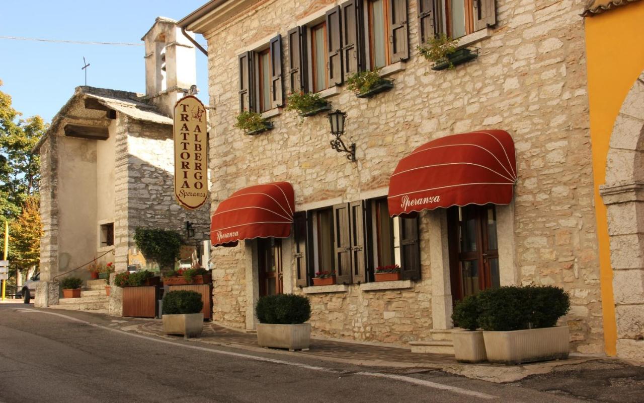 Albergo Speranza Spiazzi Di Monte Baldo Spiazzi Di Caprino エクステリア 写真