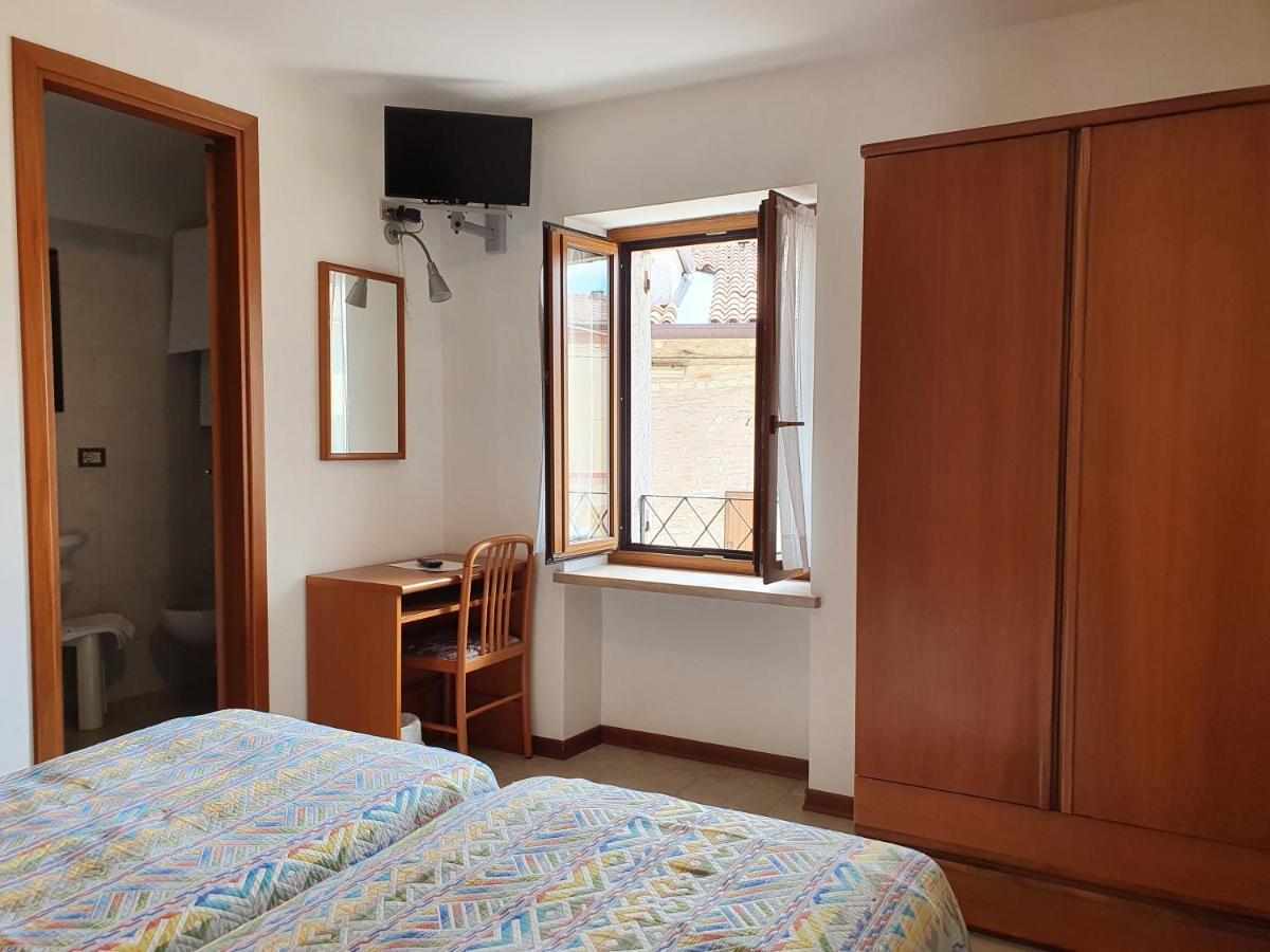 Albergo Speranza Spiazzi Di Monte Baldo Spiazzi Di Caprino エクステリア 写真