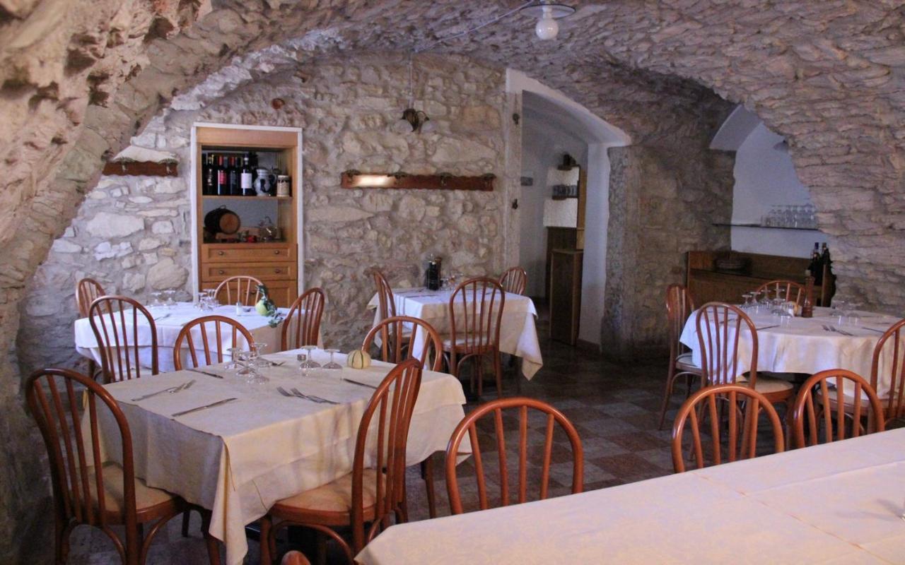 Albergo Speranza Spiazzi Di Monte Baldo Spiazzi Di Caprino エクステリア 写真