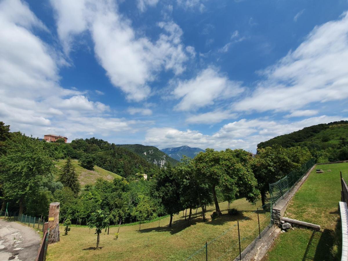 Albergo Speranza Spiazzi Di Monte Baldo Spiazzi Di Caprino エクステリア 写真